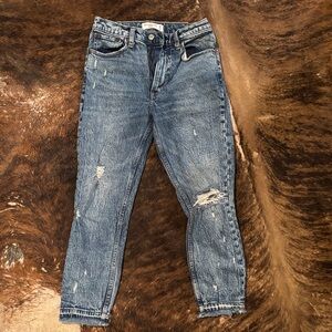 Abercrombie & Fitch The Mom High Rise